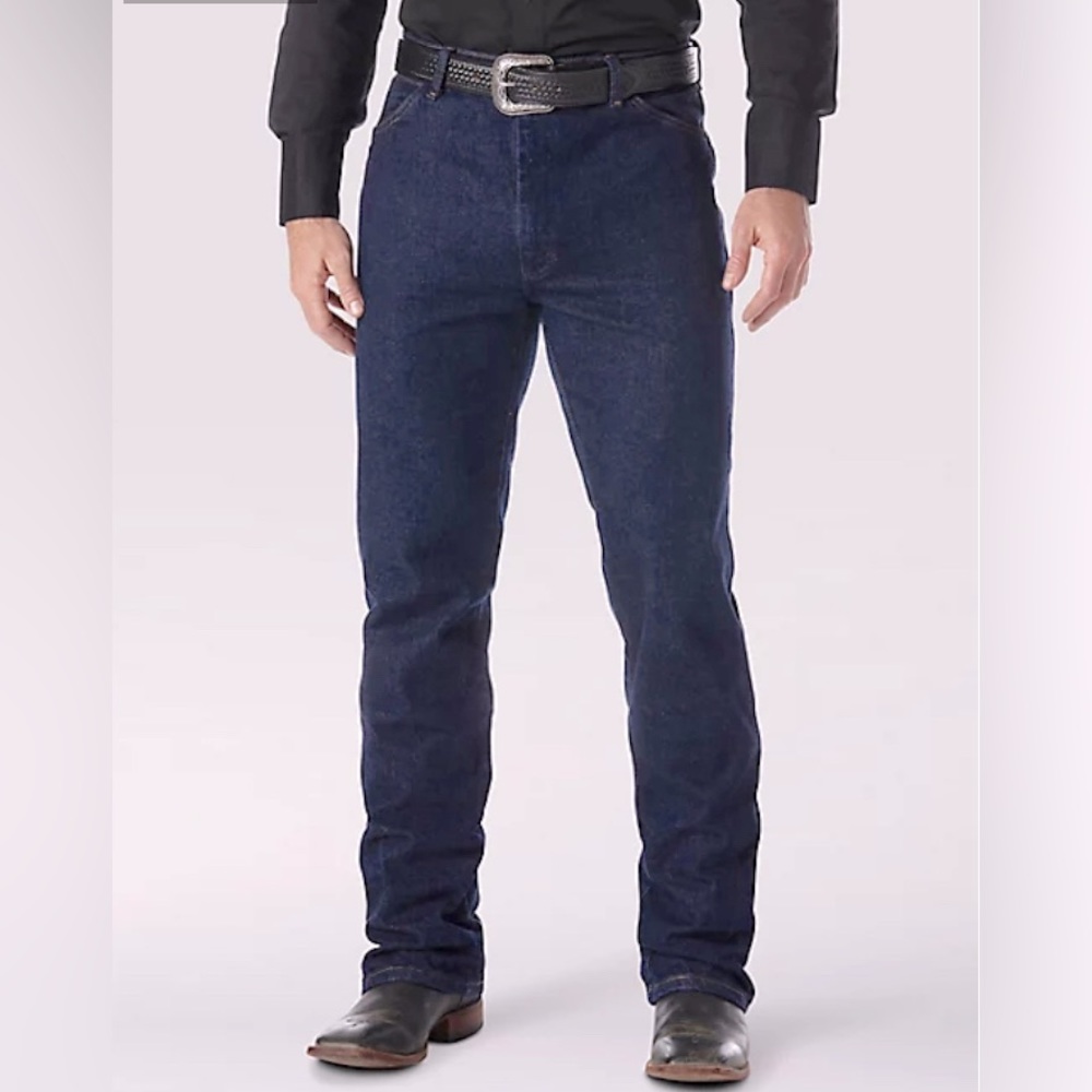 WRANGLER® COWBOY CUT® BOOTCUT STRETCH REGULAR FIT JEAN IN NAVY SIZE 40 X 30 EUC